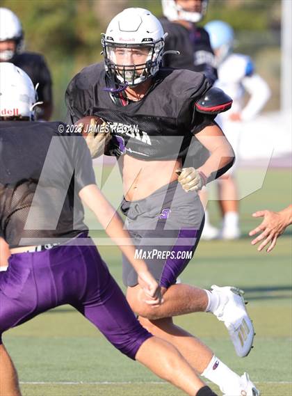 Thumbnail 2 in Hillsdale vs Richmond @ Sequoia (3-way scrimmage) photogallery.