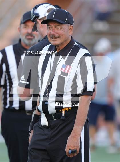 Thumbnail 2 in Hillsdale vs Richmond @ Sequoia (3-way scrimmage) photogallery.