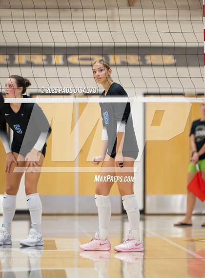Thumbnail 2 in Grandview @ Arapahoe photogallery.