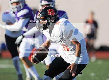 Thumbnail 1 in South Pasadena vs Hoover photogallery.