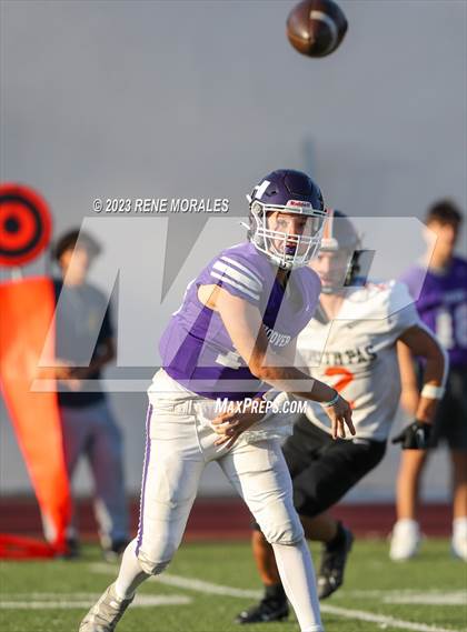 Thumbnail 3 in South Pasadena vs Hoover photogallery.