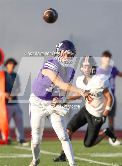 Thumbnail 2 in South Pasadena vs Hoover photogallery.
