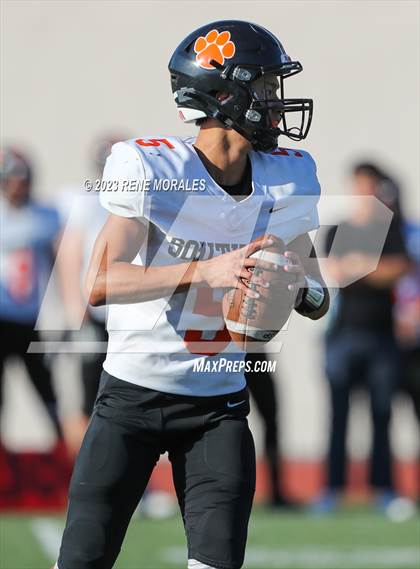Thumbnail 2 in South Pasadena vs Hoover photogallery.