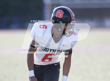 Thumbnail 2 in South Pasadena vs Hoover photogallery.