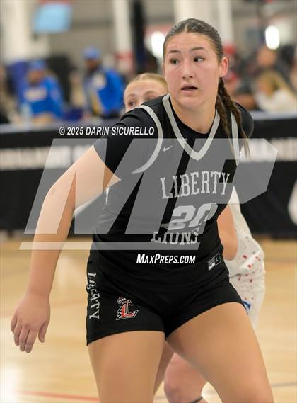 Thumbnail 2 in Coeur d'Alene vs. Liberty  (Nike Tournament of Champions) photogallery.