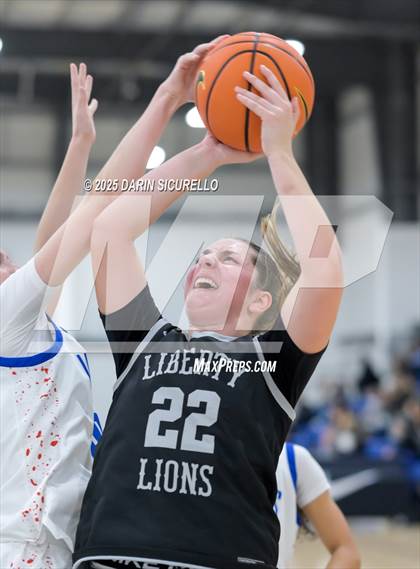 Thumbnail 1 in Coeur d'Alene vs. Liberty  (Nike Tournament of Champions) photogallery.