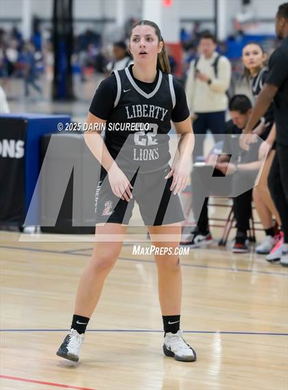 Thumbnail 2 in Coeur d'Alene vs. Liberty  (Nike Tournament of Champions) photogallery.