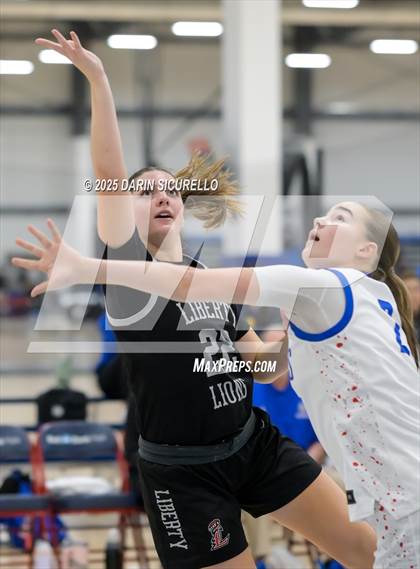 Thumbnail 2 in Coeur d'Alene vs. Liberty  (Nike Tournament of Champions) photogallery.