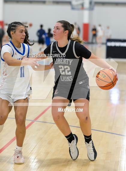 Thumbnail 3 in Coeur d'Alene vs. Liberty  (Nike Tournament of Champions) photogallery.