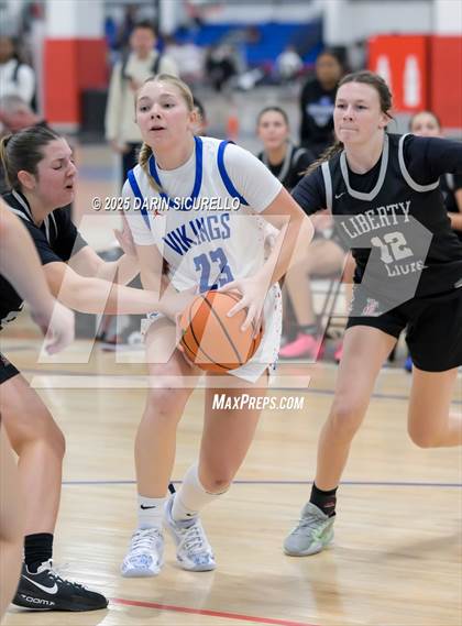 Thumbnail 2 in Coeur d'Alene vs. Liberty  (Nike Tournament of Champions) photogallery.