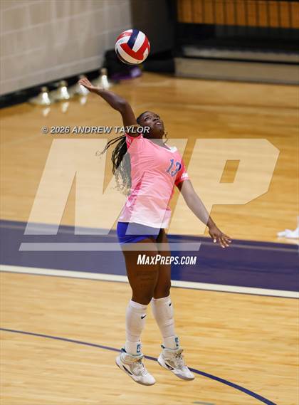 Thumbnail 3 in Cooper @ Episcopal photogallery.