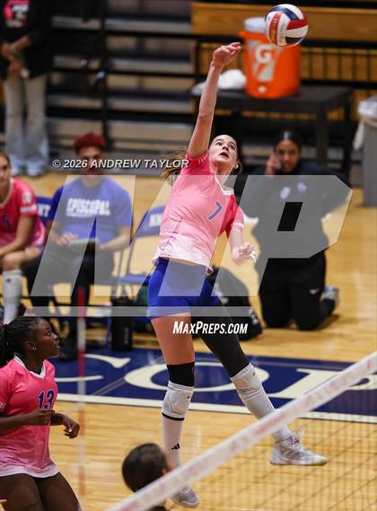 Thumbnail 2 in Cooper @ Episcopal photogallery.