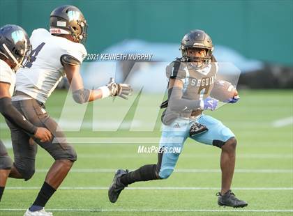 Thumbnail 2 in Seguin vs Wyatt (O.D.) photogallery.