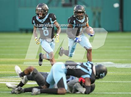 Thumbnail 3 in Seguin vs Wyatt (O.D.) photogallery.