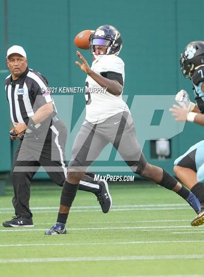 Thumbnail 2 in Seguin vs Wyatt (O.D.) photogallery.