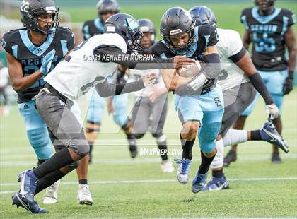 Thumbnail 2 in Seguin vs Wyatt (O.D.) photogallery.