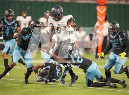 Thumbnail 1 in Seguin vs Wyatt (O.D.) photogallery.