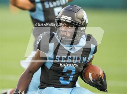 Thumbnail 3 in Seguin vs Wyatt (O.D.) photogallery.