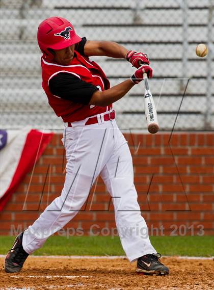 Thumbnail 2 in Alvin vs North Shore (Alvin Yellowjacket Tournament) photogallery.