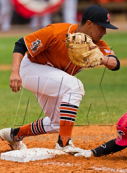 Thumbnail 1 in Alvin vs North Shore (Alvin Yellowjacket Tournament) photogallery.
