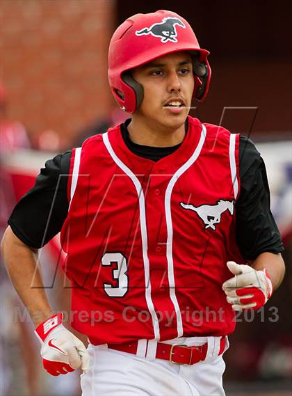 Thumbnail 2 in Alvin vs North Shore (Alvin Yellowjacket Tournament) photogallery.