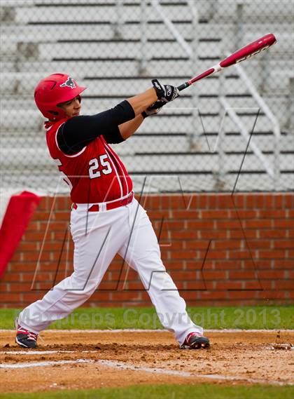 Thumbnail 2 in Alvin vs North Shore (Alvin Yellowjacket Tournament) photogallery.