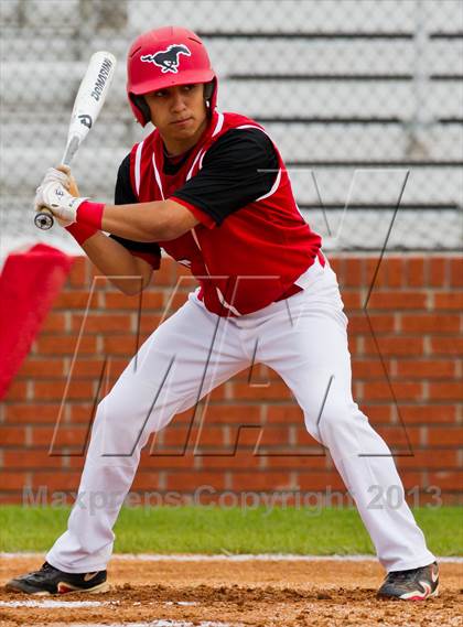 Thumbnail 3 in Alvin vs North Shore (Alvin Yellowjacket Tournament) photogallery.