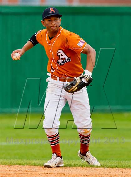 Thumbnail 2 in Alvin vs North Shore (Alvin Yellowjacket Tournament) photogallery.