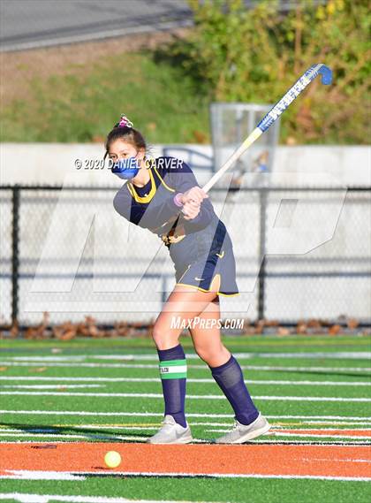 Thumbnail 1 in Pelham Memorial vs Mamaroneck (Southern Westchester Large School Championship) photogallery.