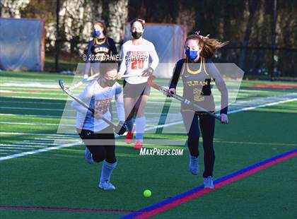 Thumbnail 3 in Pelham Memorial vs Mamaroneck (Southern Westchester Large School Championship) photogallery.