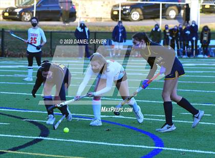 Thumbnail 2 in Pelham Memorial vs Mamaroneck (Southern Westchester Large School Championship) photogallery.