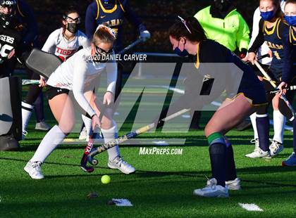 Thumbnail 1 in Pelham Memorial vs Mamaroneck (Southern Westchester Large School Championship) photogallery.
