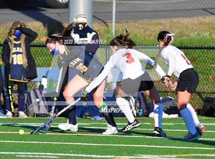 Thumbnail 1 in Pelham Memorial vs Mamaroneck (Southern Westchester Large School Championship) photogallery.