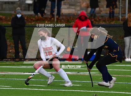 Thumbnail 2 in Pelham Memorial vs Mamaroneck (Southern Westchester Large School Championship) photogallery.