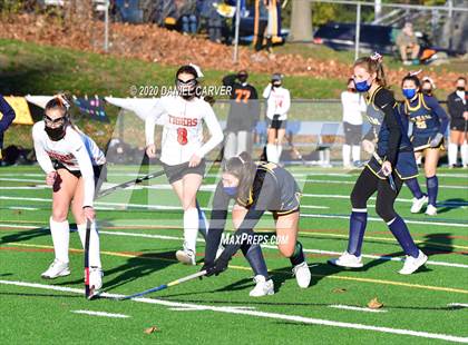 Thumbnail 1 in Pelham Memorial vs Mamaroneck (Southern Westchester Large School Championship) photogallery.