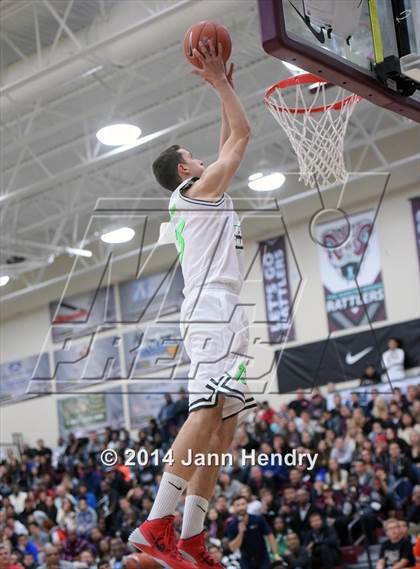 Thumbnail 1 in 2014 MaxPreps Holiday Classic Dunk Contest  photogallery.