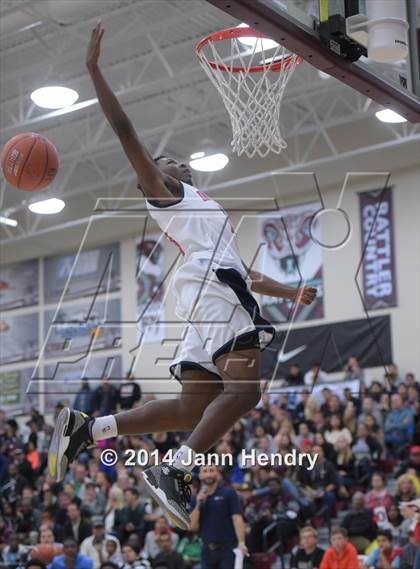Thumbnail 3 in 2014 MaxPreps Holiday Classic Dunk Contest  photogallery.