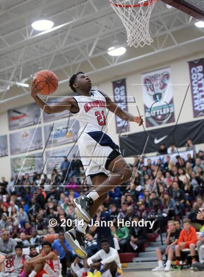 Thumbnail 2 in 2014 MaxPreps Holiday Classic Dunk Contest  photogallery.