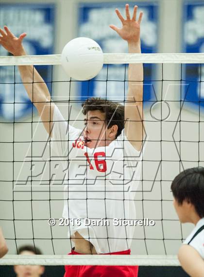 Thumbnail 1 in Seton Catholic vs.Ironwood (AIA D2 Final) photogallery.