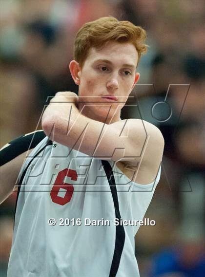 Thumbnail 3 in Seton Catholic vs.Ironwood (AIA D2 Final) photogallery.