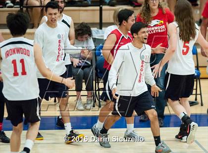 Thumbnail 3 in Seton Catholic vs.Ironwood (AIA D2 Final) photogallery.