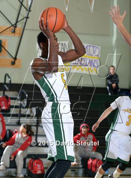 Thumbnail 2 in Sonoma Valley vs. Franklin (Ram Jam Winter Classic) photogallery.