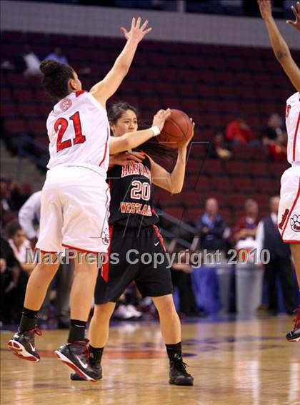 Thumbnail 2 in St. Mary's vs. Harvard-Westlake (CIF State D4 Final) photogallery.