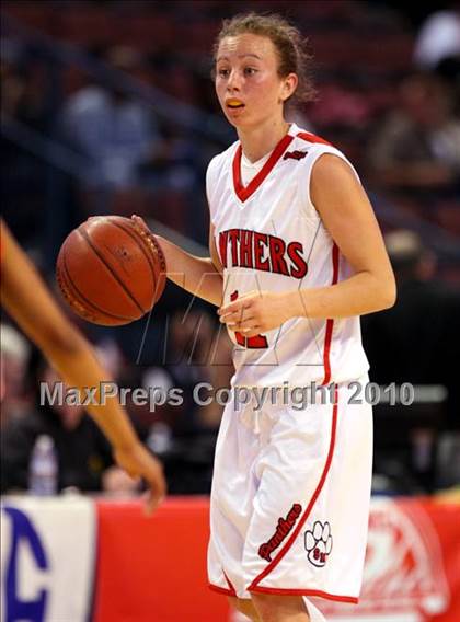 Thumbnail 3 in St. Mary's vs. Harvard-Westlake (CIF State D4 Final) photogallery.