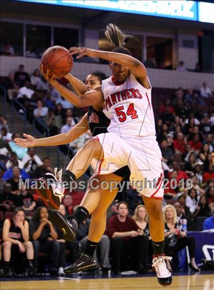 Thumbnail 3 in St. Mary's vs. Harvard-Westlake (CIF State D4 Final) photogallery.