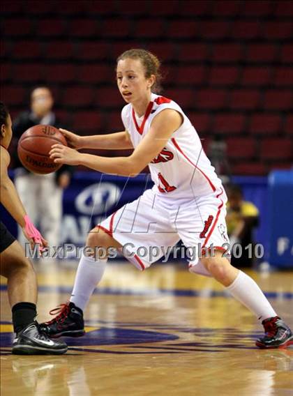 Thumbnail 2 in St. Mary's vs. Harvard-Westlake (CIF State D4 Final) photogallery.