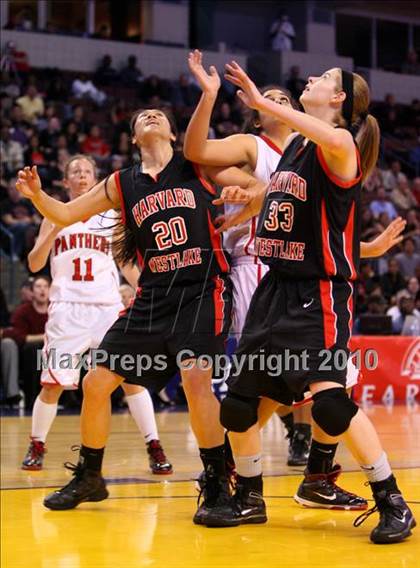 Thumbnail 3 in St. Mary's vs. Harvard-Westlake (CIF State D4 Final) photogallery.