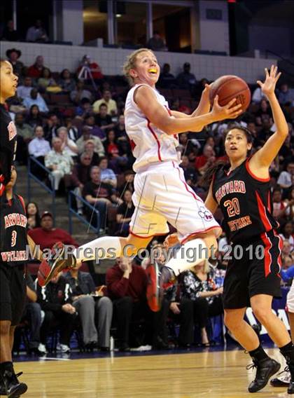 Thumbnail 3 in St. Mary's vs. Harvard-Westlake (CIF State D4 Final) photogallery.