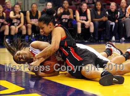 Thumbnail 3 in St. Mary's vs. Harvard-Westlake (CIF State D4 Final) photogallery.