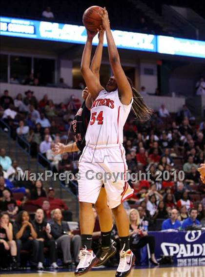 Thumbnail 1 in St. Mary's vs. Harvard-Westlake (CIF State D4 Final) photogallery.